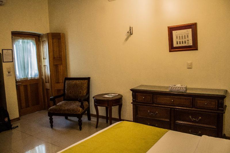 Hotel De Antaño