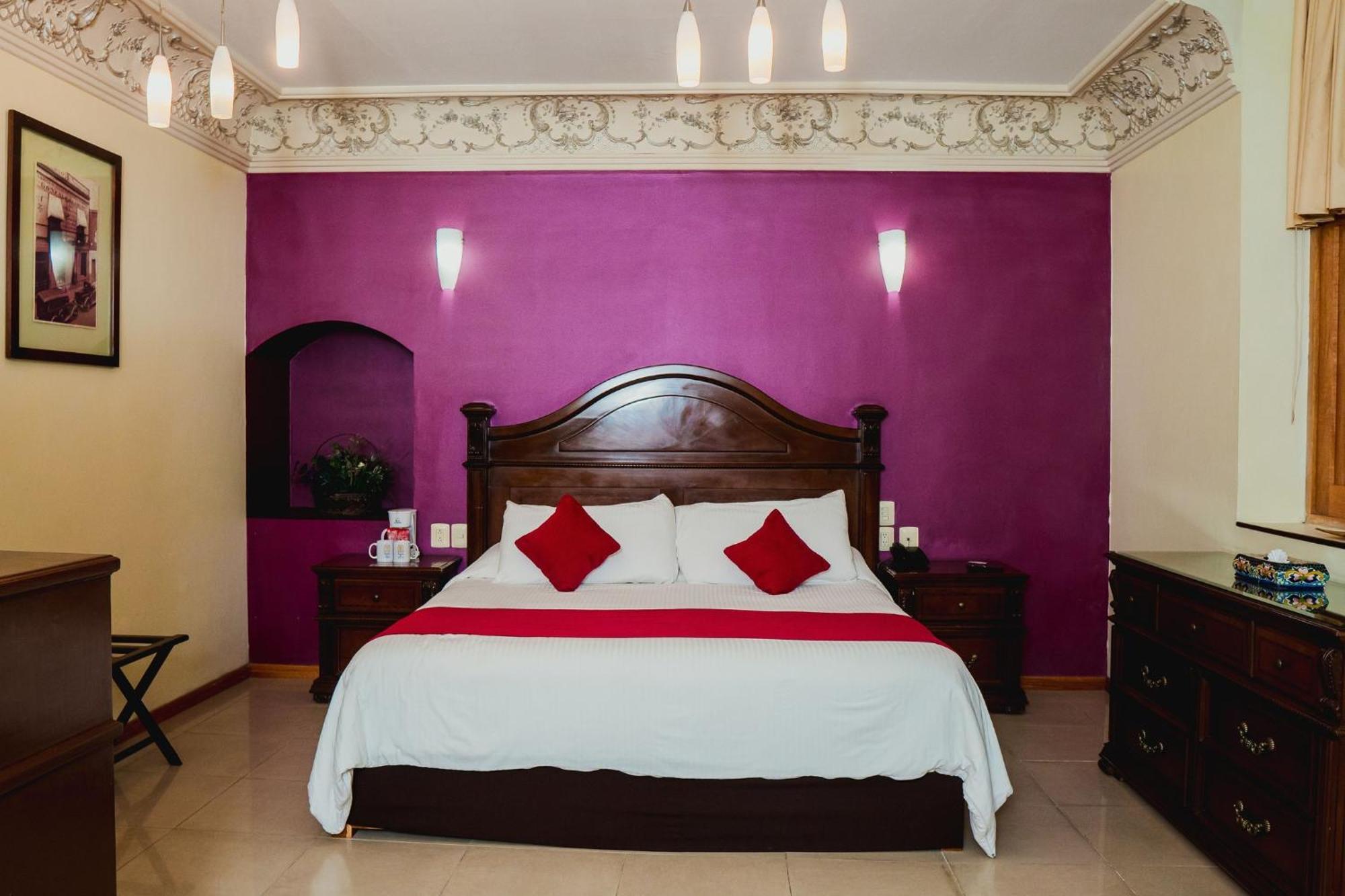 Hotel De Antaño